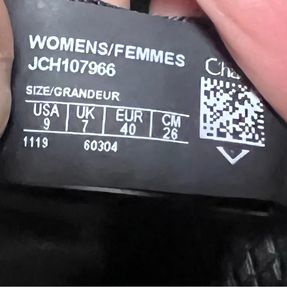 Chaco Women’s Z/Cloud 2 Excite Black and White Sandals Size 9 - Picture 7 of 7